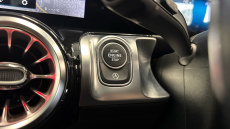 Mercedes-Benz GLB 200 AMG Line Premium 5dr 7G-Tronic Petrol Estate